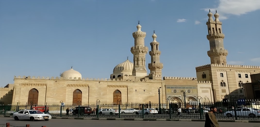 Al-Azhar Mosque and Retreat Circles