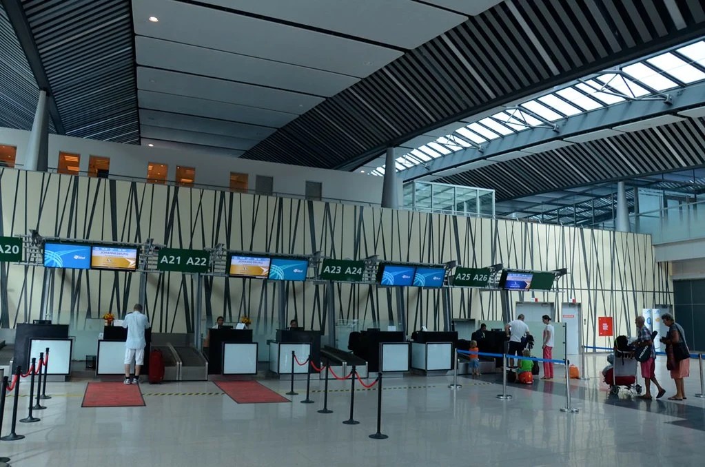 Mauritius Airport arrival