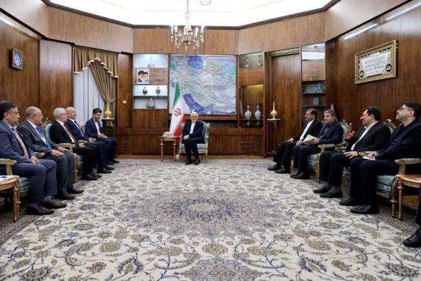 Iran-Tunisia economic, tourism revival talks