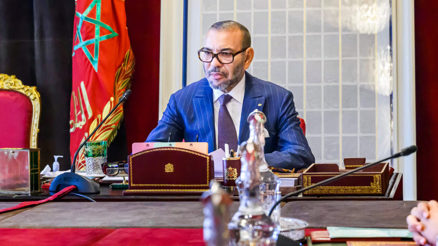 King Mohammed VI drives Casablanca rail overhaul