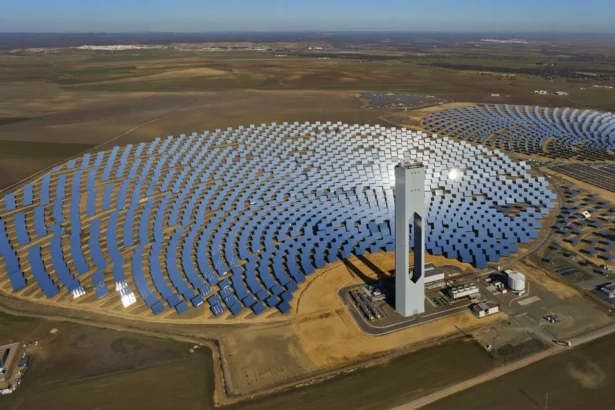 Africa’s Clean Power Boom Gains Global Backing