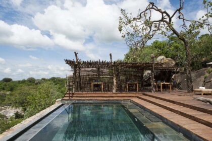 Serengeti luxury lodge