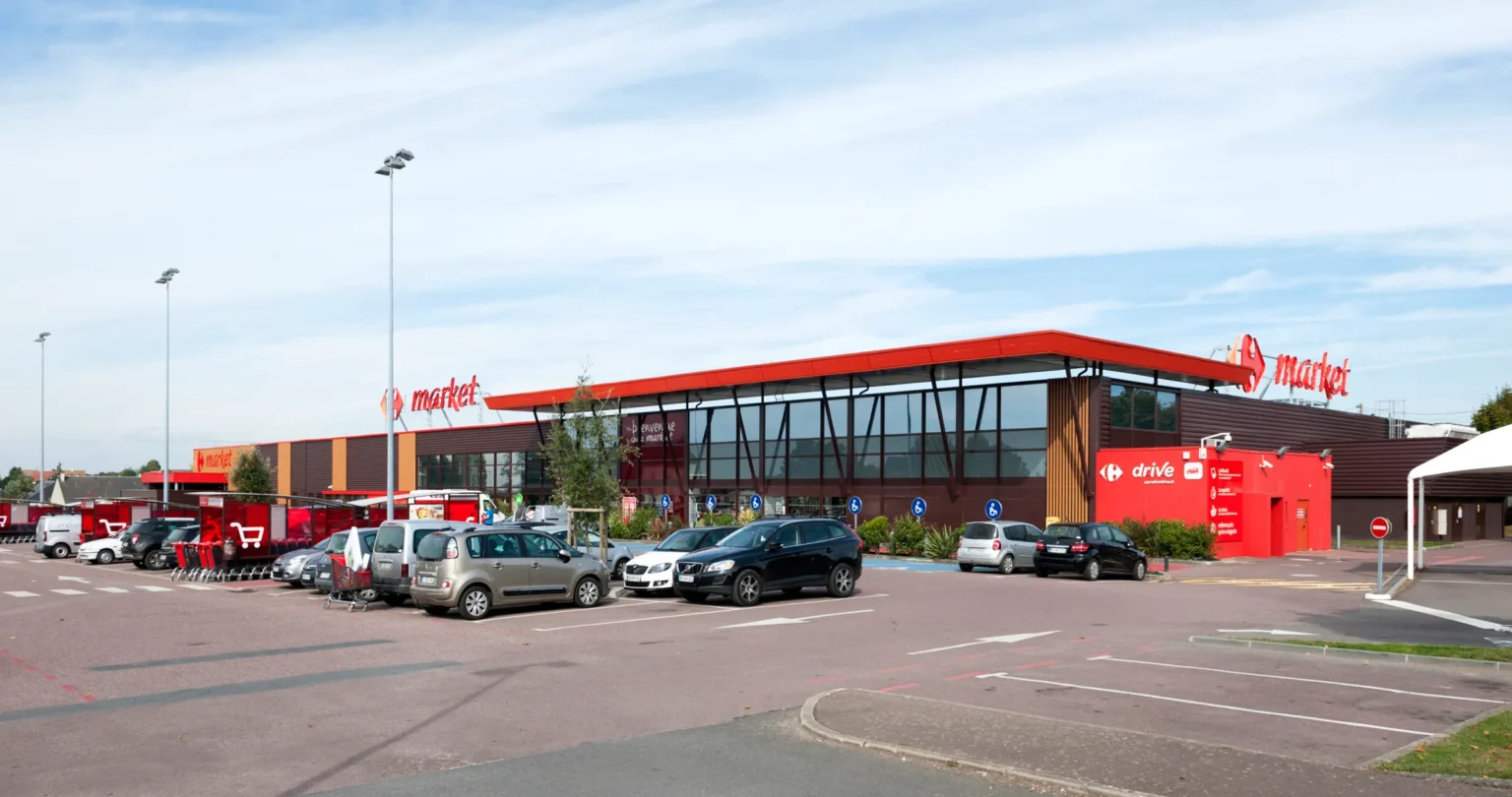 Carrefour supermarket portfolio acquisition