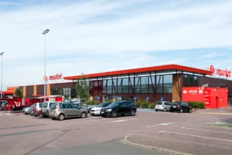 Carrefour supermarket portfolio acquisition