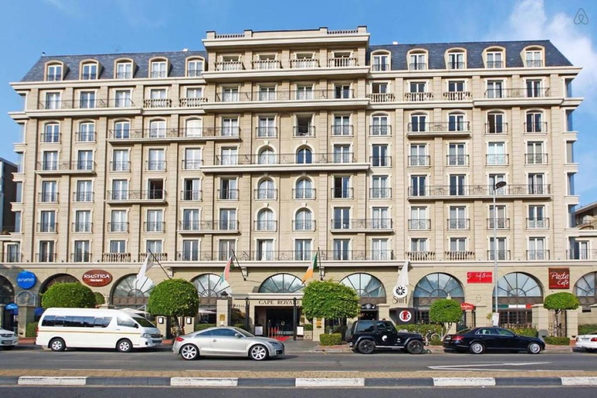 Cape Royale Luxury Hotel
