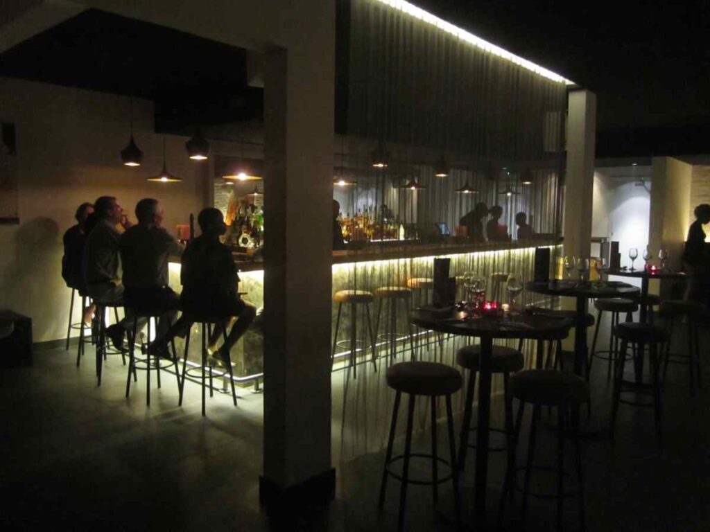 Guests arrive for cocktails and stay for the easy mood and lasting conversations.