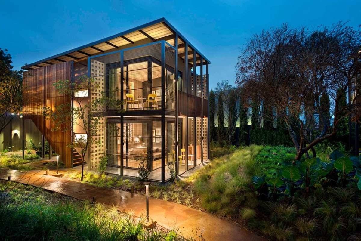 The Peech Hotel Balcony