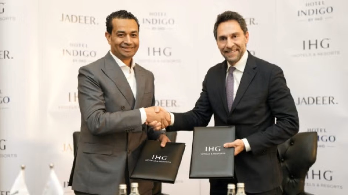 The signing of the management agreement by IHG and Jadeer Group
