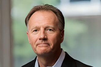 AB InBev chairman retirement