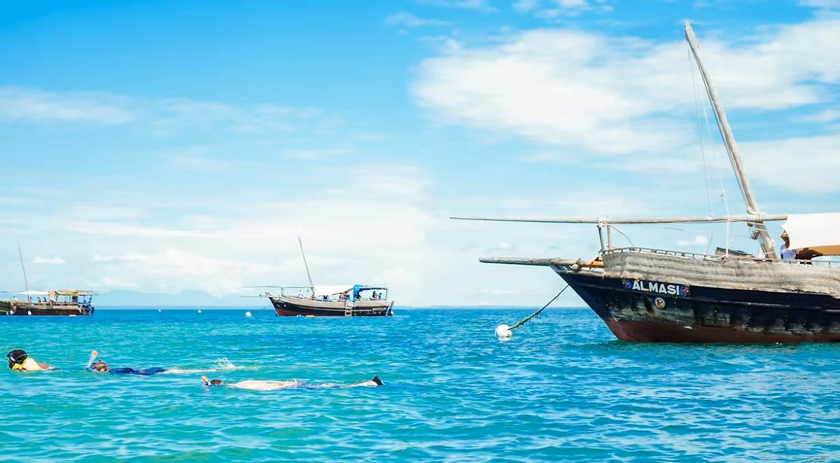 Kenya adventure: Pilli Pipa Dhow Safari in Kisite-Mpunguti Park