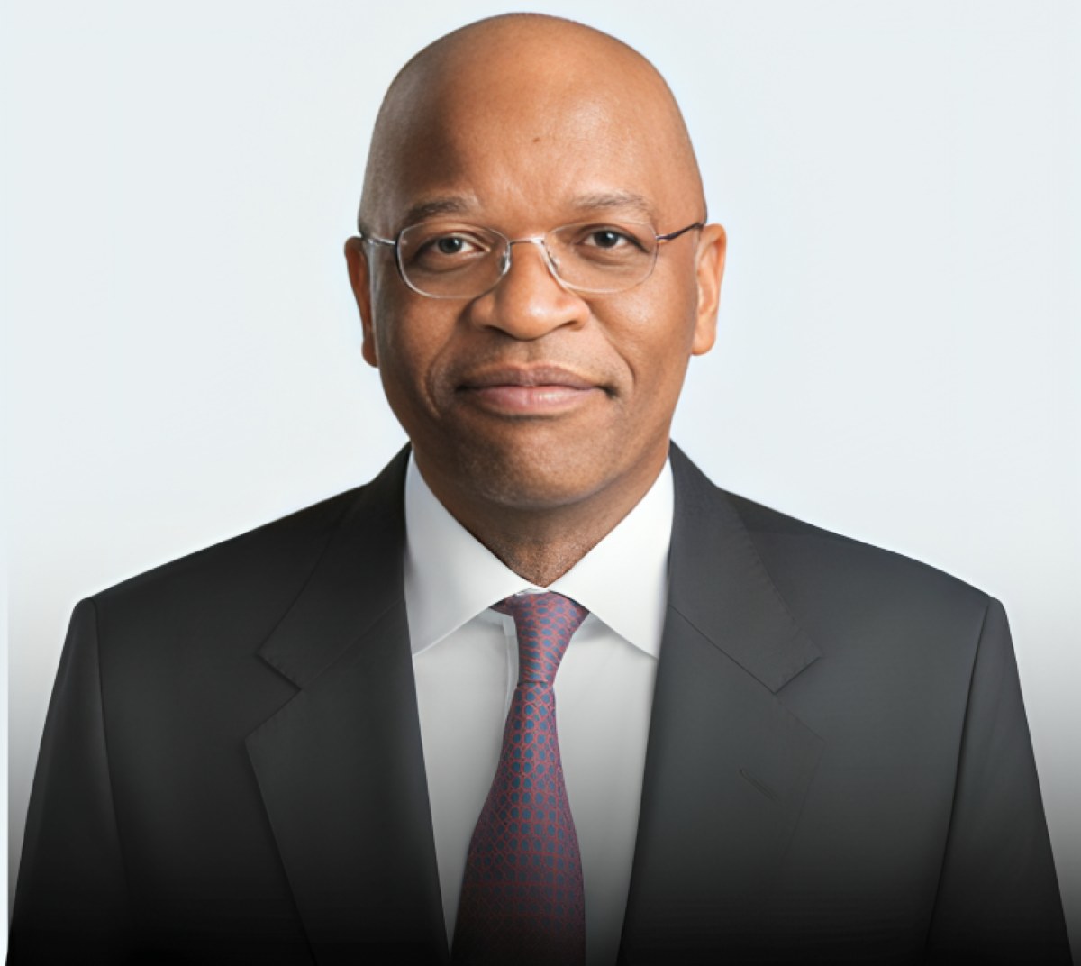 Outgoing Chief Executive Officer John Lamola