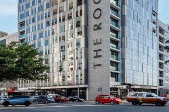 Rockefeller Cape Town blends luxury stays, dining, spa and business travel in Foreshore district.