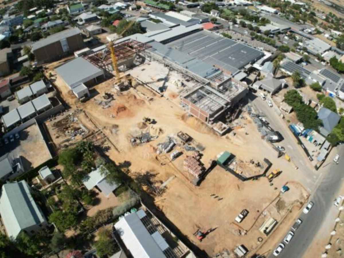 Work ongoing at Piketberg Mall