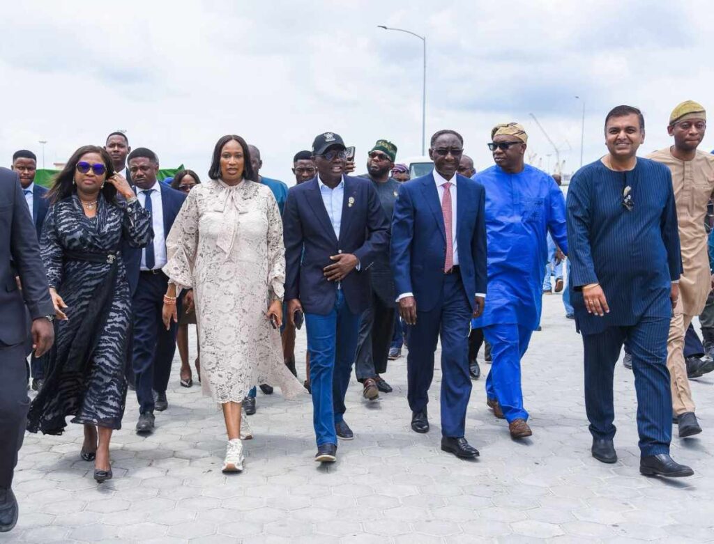 From left: MD/CEO, First City Monument Bank (FCMB), Yemisi Edun; Managing Director, Lagos Free Zone Company, Adesuwa Ladoja; Governor Babajide Sanwo-Olu; Chairman, Lagos Free Zone Company, Abiodun Dabiri, and officials at the launch of Irele Tower in Lagos Free Zone.