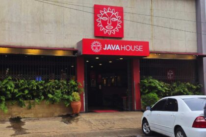Kenya’s largest fast-food chain, Java House, linked to Aliko Dangote, expands its presence with new outlets across East Africa.