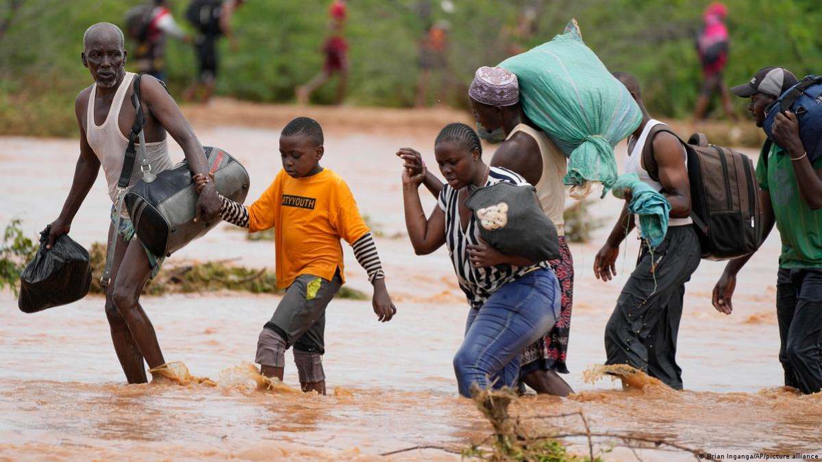 Kenya floods strand Syokimau commuters, squeeze household incomes
