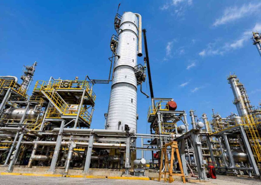 Angola’s Cabinda refinery begins fuel shipments.