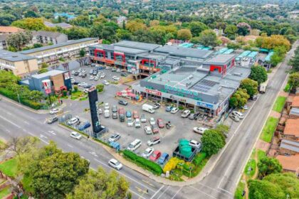 Bram Fischer Shopping Centre in Randburg