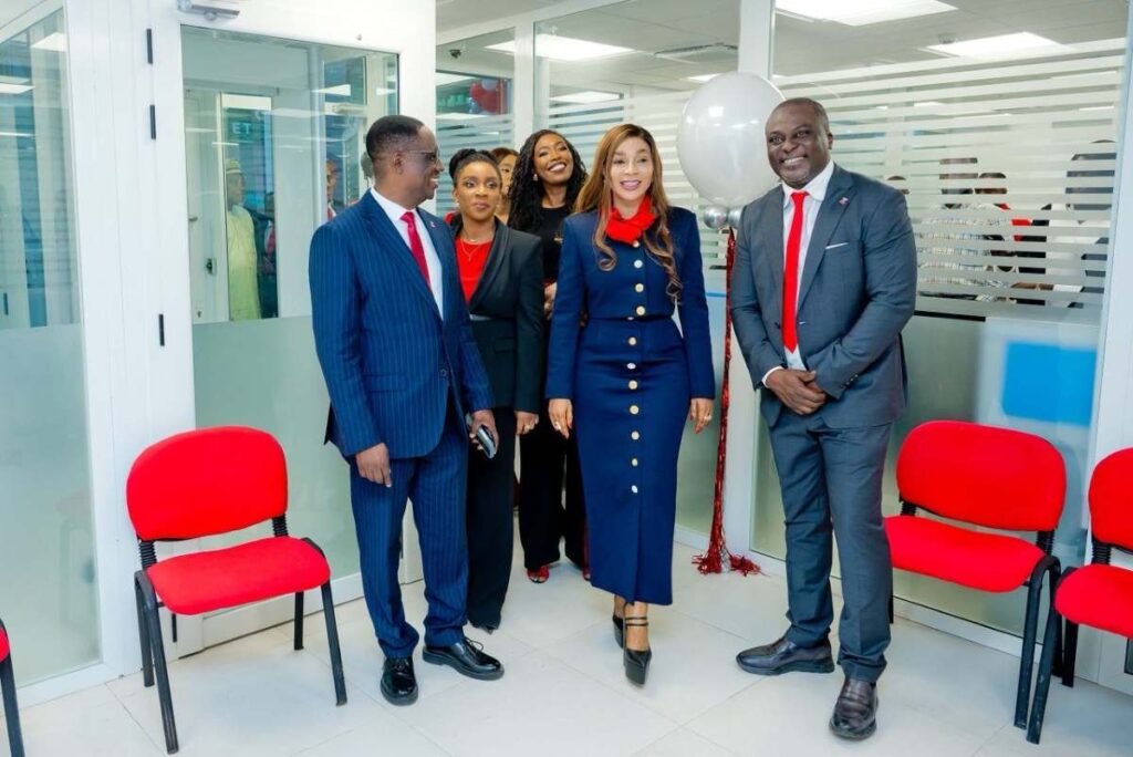 Adaora Umeoji, Zenith Bank CEO, touring the Côte d’Ivoire subsidiary office in Abidjan.