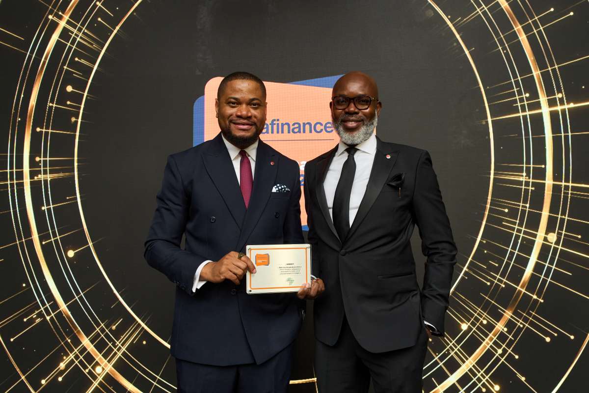 L-R: Nnamdi Azubuike, AVP, Corporate Finance & Commercial Operations, and Pascal Eva, VP, Finance, Heirs Energies, at the EMEA Finance Project Finance Awards 2026 in London, where the company’s landmark US$750 million financing transaction was recognised as Best Oil & Gas Deal of the Year.