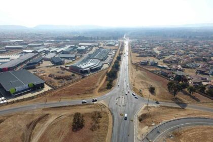 The new K147 Zwavelpoort Road link at Mooikloof smart city