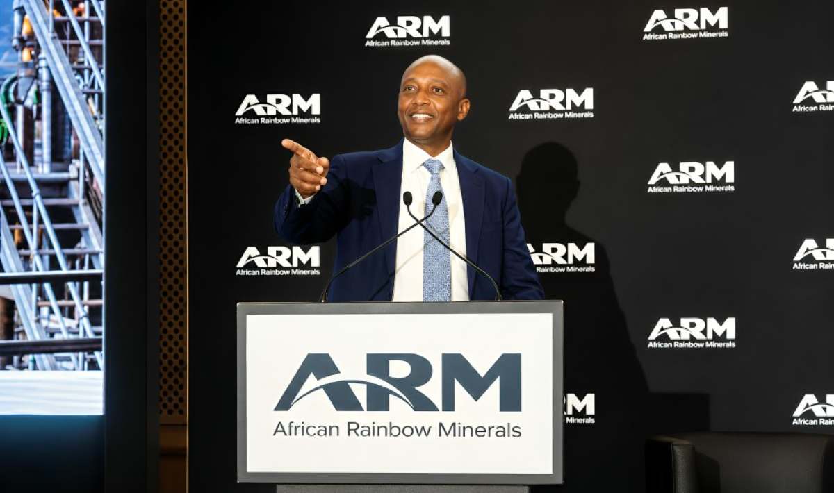 Patrice Motsepe's ARm