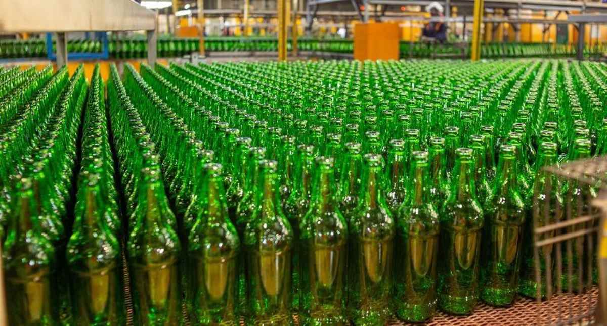Beta-Glass-green-bottles