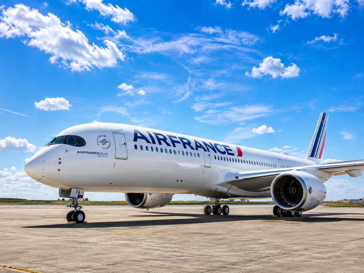 Air France Cape Town-Paris flights.