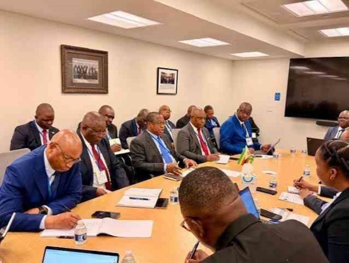 France, UK to lead Zimbabwe’s $23 billion debt restructuring effort