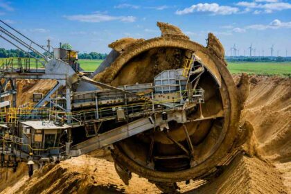 Mali eyes up to $800 million from mining fund for roads and power projects