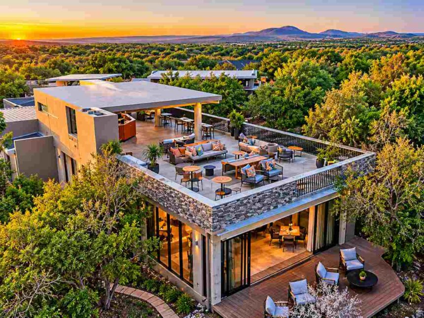 Tsholo Safari Lodge