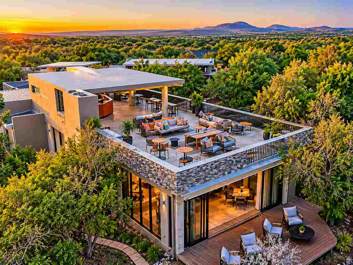 Tsholo Safari Lodge